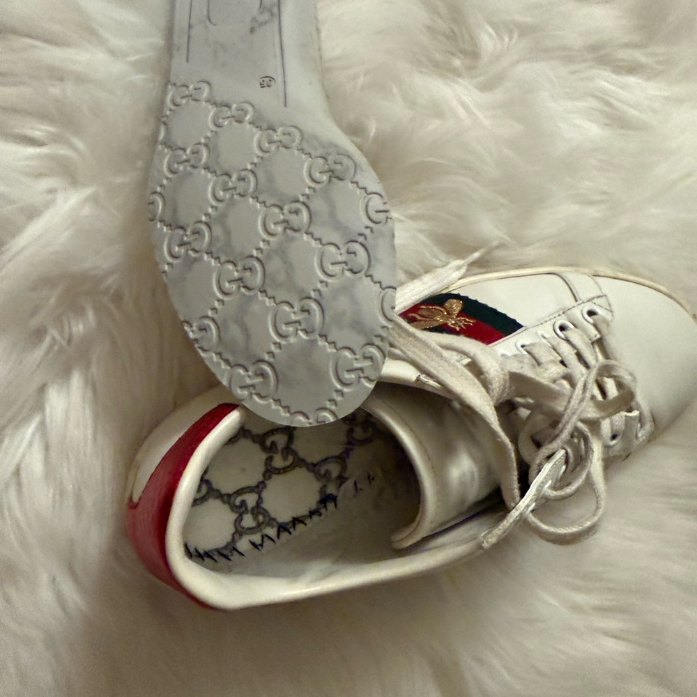 Gucci Ace Bee leather sneaker - Picture 9 of 9